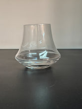 将图像加载到图库查看器中,Wealth 300ml-3MK Whisky Nosing Glass