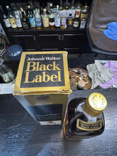 Load image into Gallery viewer, Johnnie Walker Black Label 1L 1960s 43%
