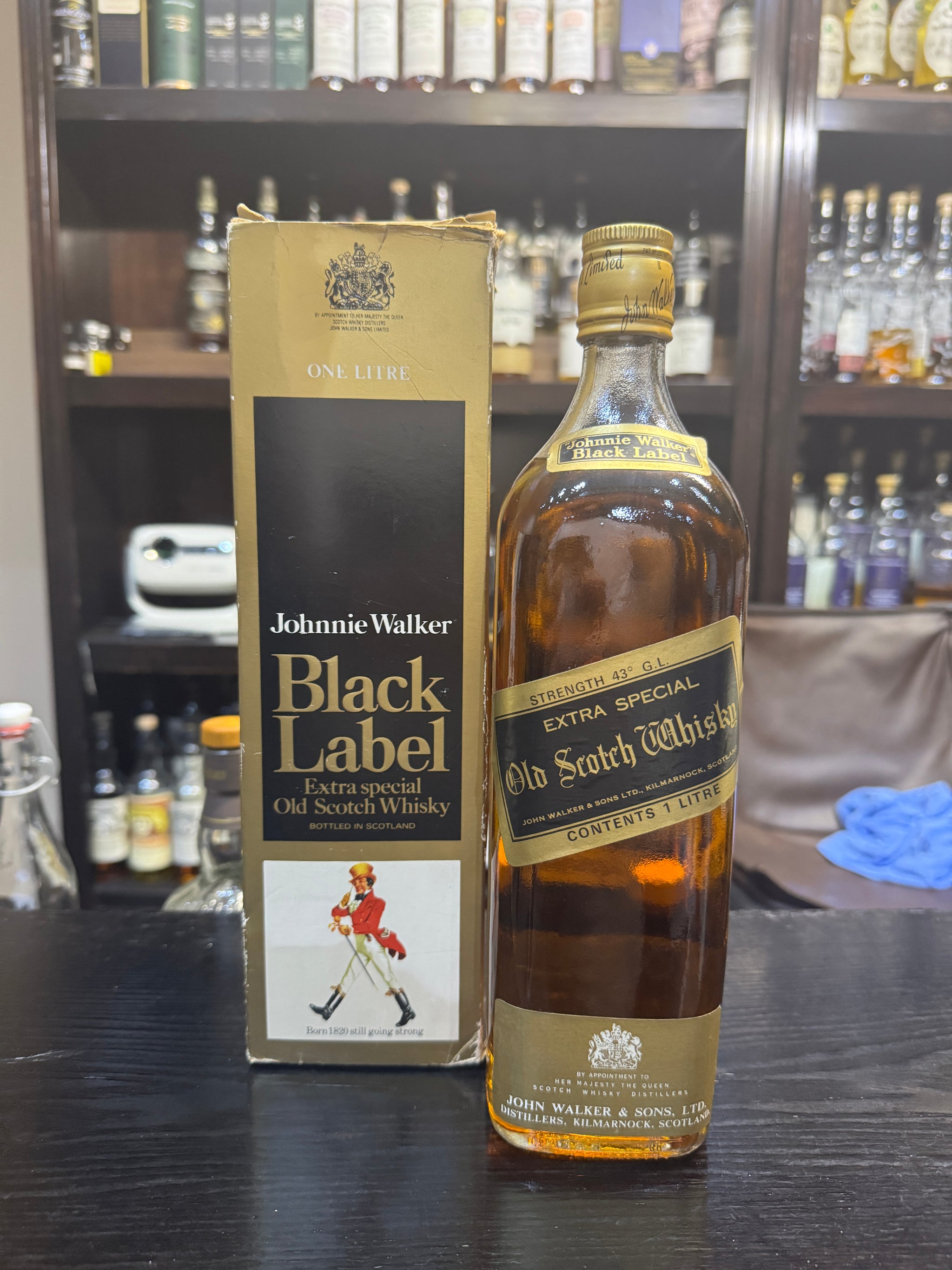 3MK Alcohol and Liquor Delivery: Johnnie Walker Black Label 1L