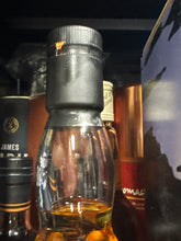 Load image into Gallery viewer, Caol Ila 15YO (2016 bottling) Unpeated 700ml 61.5%
