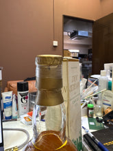 Load image into Gallery viewer, Caol Ila 1974/1992 700ml 43% Dun Eideann
