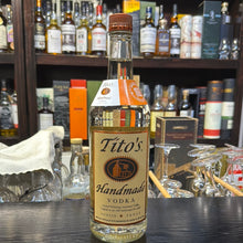 将图像加载到图库查看器中，Tito&#39;s Handmade Vodka 1L 40%
