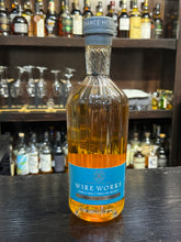 将图像加载到图库查看器中，Wire Work Alter Ego 700ml 51.50% (White Peak Distillery)
