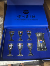 Load image into Gallery viewer, Moutai Baijiu Decanter 80ml Set w Glass  白酒分酒器80ml套装
