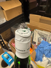 Load image into Gallery viewer, Laphroaig 10YO Cask Strength Batch 16 700ml 58.8%
