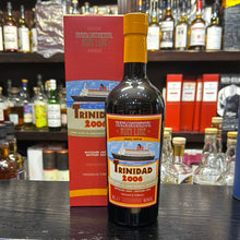 将图像加载到图库查看器中，Trinidad Small Batch TCRL 2006/2018 700ml 56.5%
