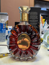 Load image into Gallery viewer, Remy Martin XO 700ml 40% (No Box)
