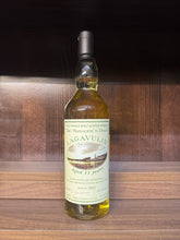 Load image into Gallery viewer, Lagavulin 11YO (Bottled 2013) The Manager&#39;s Dram 700ml 57.1%
