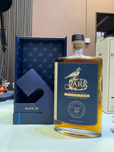 Load image into Gallery viewer, Lark Classic Cask 500ml 43%
