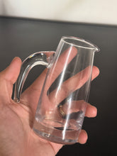 Load image into Gallery viewer, Baijiu Decanter w Handle 白酒分酒器 150ml
