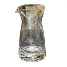 Load image into Gallery viewer, Moutai Decanter 茅台白酒分酒器 80ml
