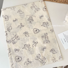 将图像加载到图库查看器中，Gift Wrappers &amp; Wrapping (A few designs)
