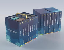 将图像加载到图库查看器中，The 2021 Diageo Special Releases Whisky Collection: Legends Untold packaging
