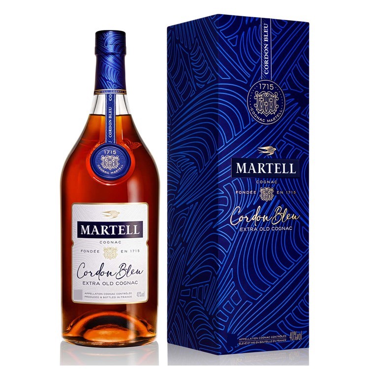 Bottle of Martell Cordon Bleu cognac with giftbox 3mk