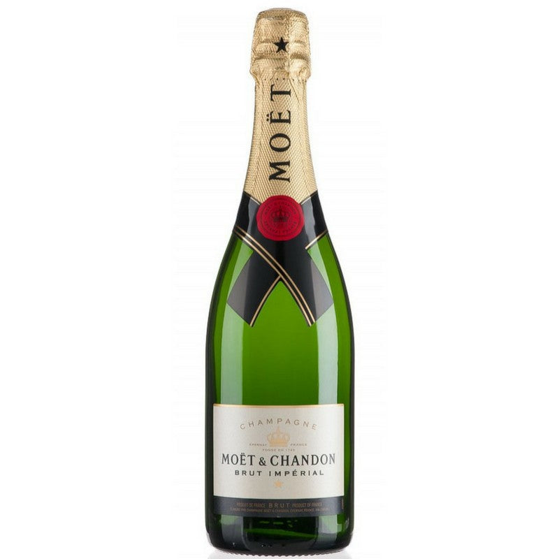 Bottle of Moet & Chandon Imperial Brut N.V. champagne 3mk