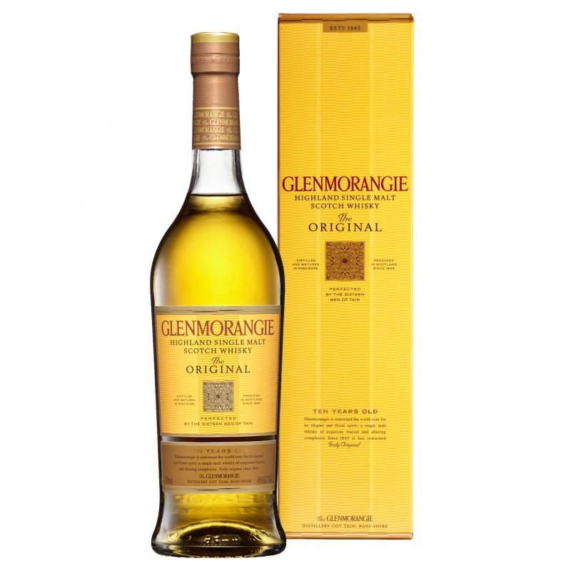 bottle of Glenmorangie 10 Year Old whisky with giftbox 3mk