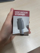 Load image into Gallery viewer, Wine Vacuum Stopper with Date
