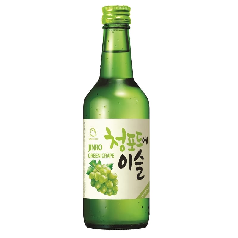 bottle of Jinro Green Grape Chamisul 360ml Korean Soju 3mk