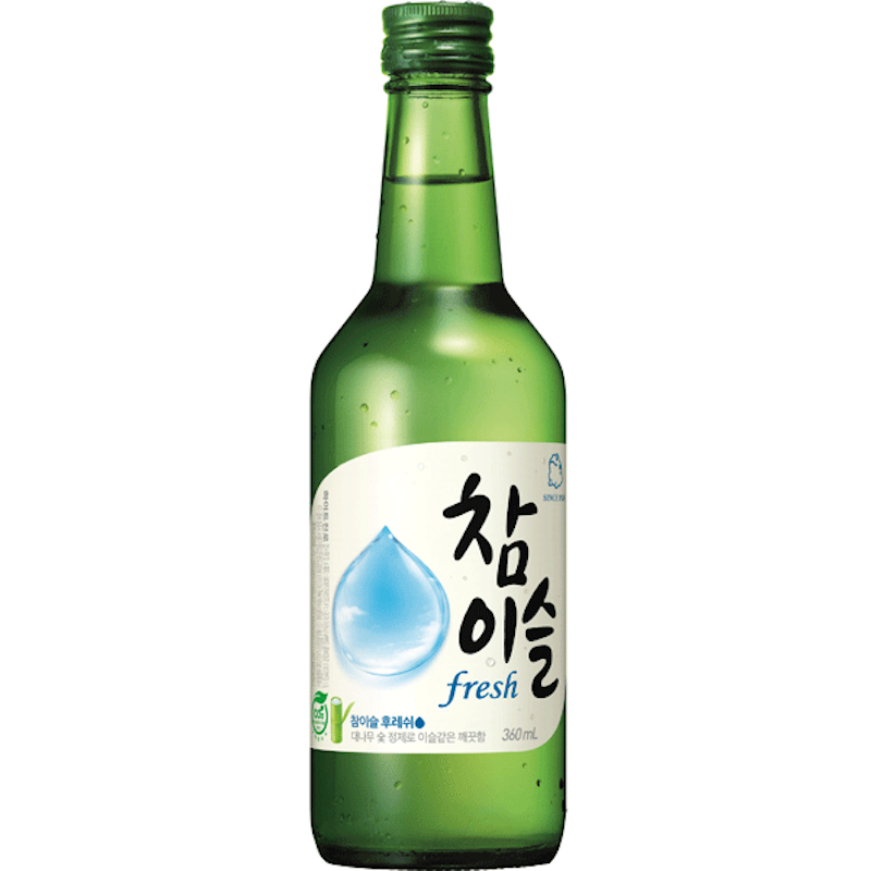 bottle of Jinro Chamisul Fresh 360ml Korean Soju 3mk