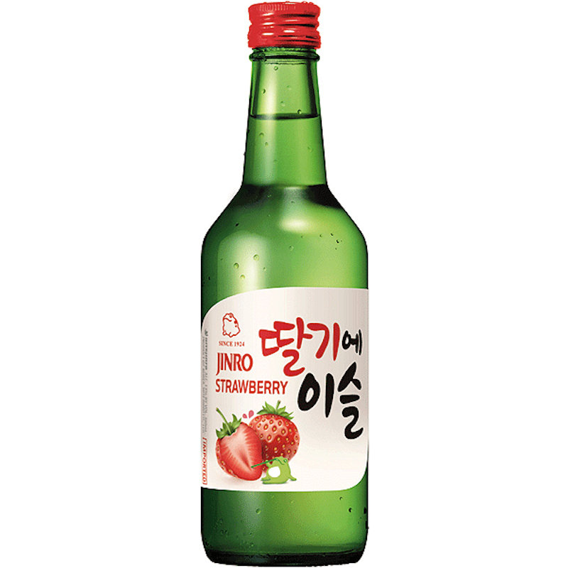 bottle of Jinro Strawberry Chamisul 360ml Korean Soju 3mk